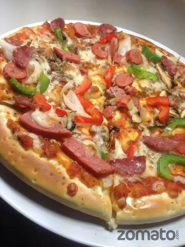 Gambar Makanan Urban Pizza 6