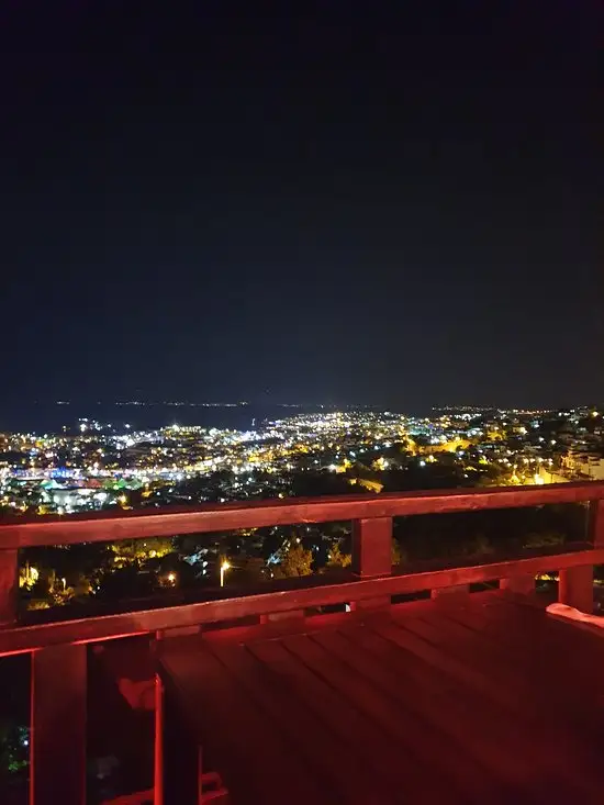 Kafedaki Restaurant & Lounge'nin yemek ve ambiyans fotoğrafları 34