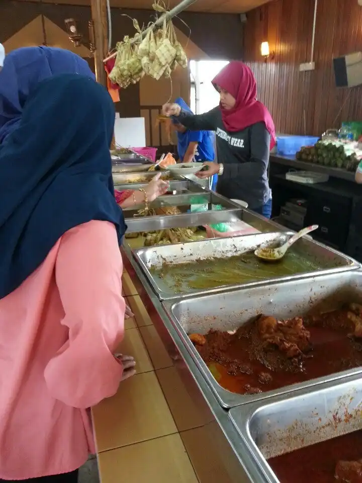 Kedai Hari Raya Mkn Ketupat