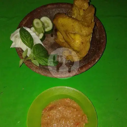 Gambar Makanan Pecel Lele Lamongan 77, Cisaat 9