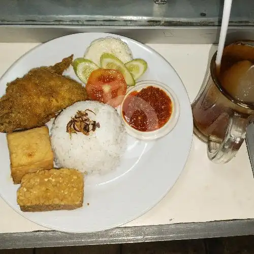 Gambar Makanan Warteg Kuning Sidamulya 1