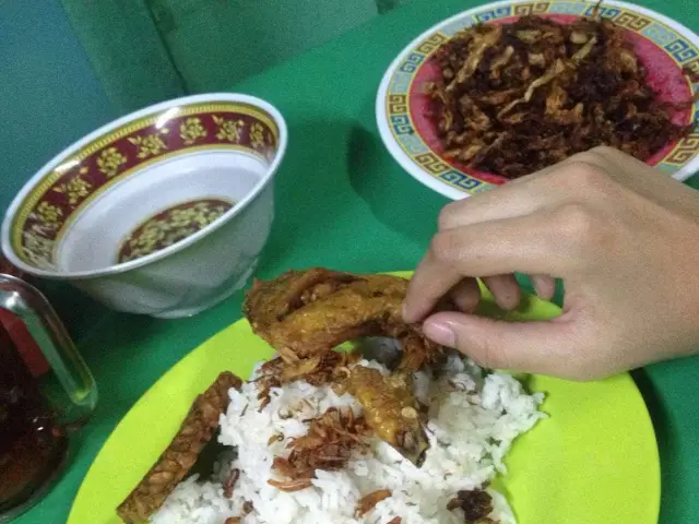 Gambar Makanan Pecel Ayam Mami 14