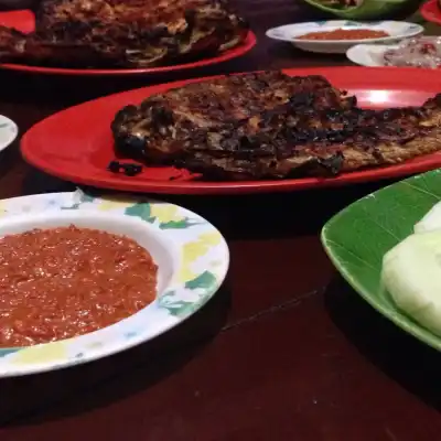 Ikan Bakar Sangsit (BaraKuda)