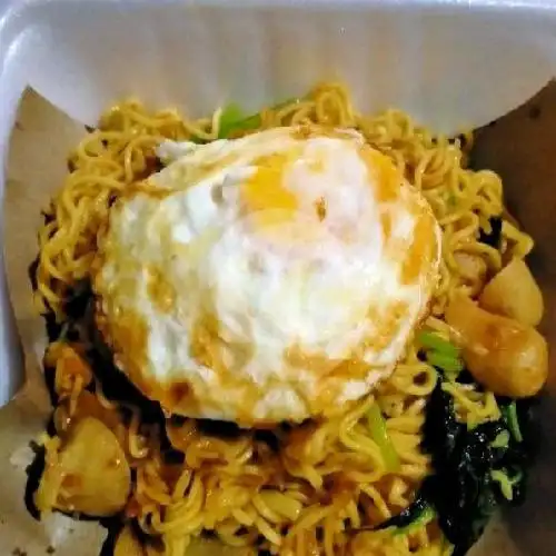 Gambar Makanan Nasi Kuning Mama Salvalisa 9