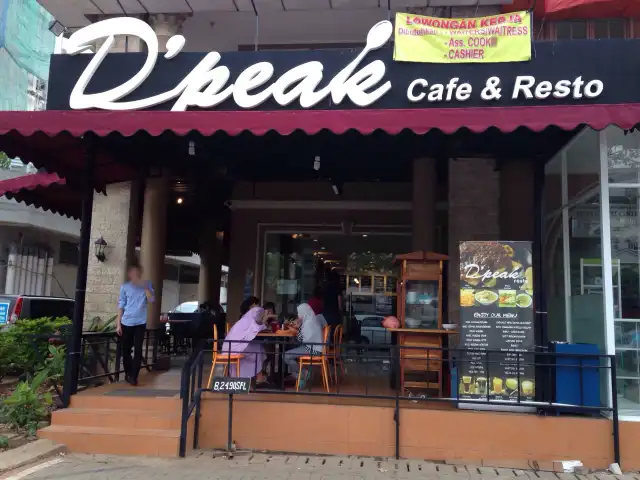 Gambar Makanan D' Peak Cafe & Resto 2