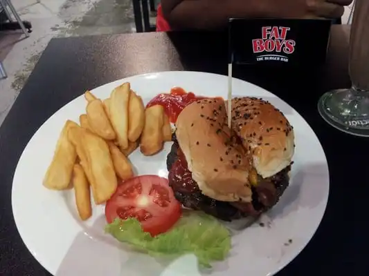 Fatboy&apos;s Burger Food Photo 6