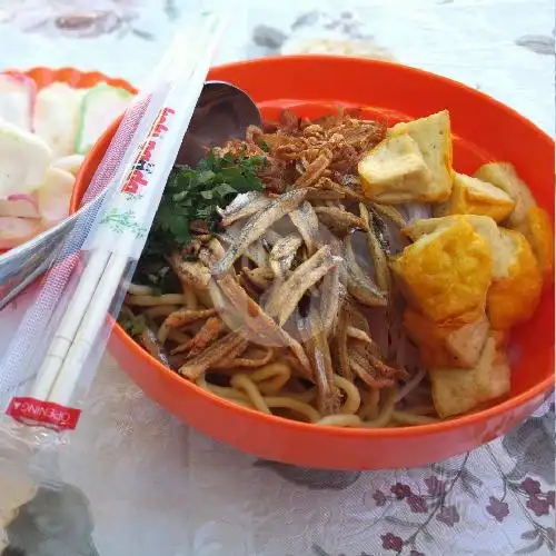 Gambar Makanan Lap Choi dan Mie Sop Ayam "Nci Alie", Pluit 6