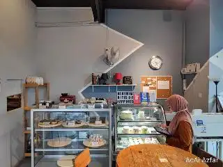 Bakerina Bakery & Cafe