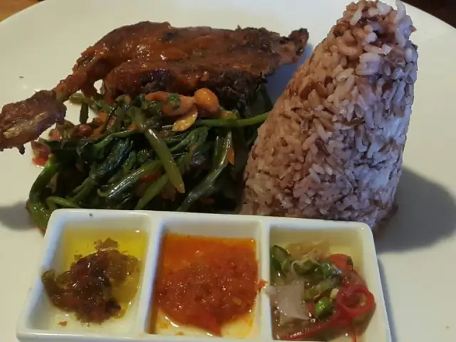 Gambar Makanan Bebek Garing (Crispy Duck) Restaurant 10