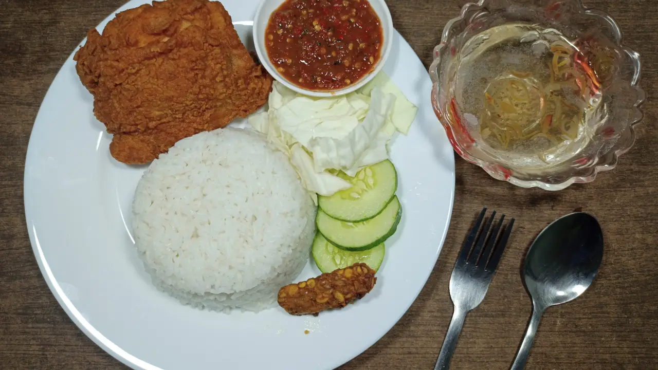 Nasi Ayam Goreng 24434