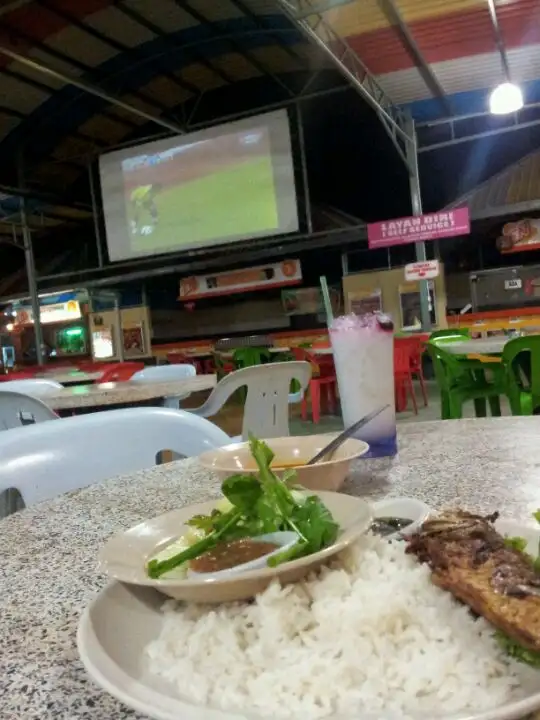 Maza Jungle Food Court Food Photo 11