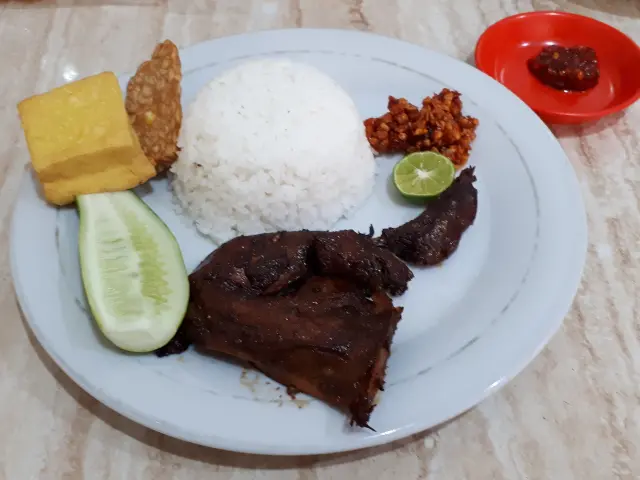 Gambar Makanan AyamDjogjaIstimewa 3