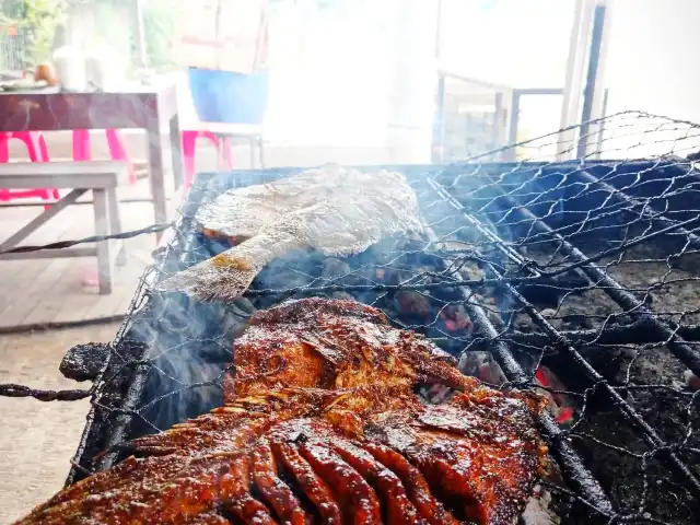 Gambar Makanan Gama Ikan Bakar dan Seafood 11