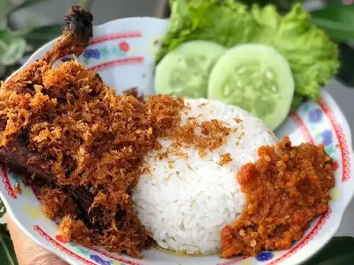 Bebek Purnama