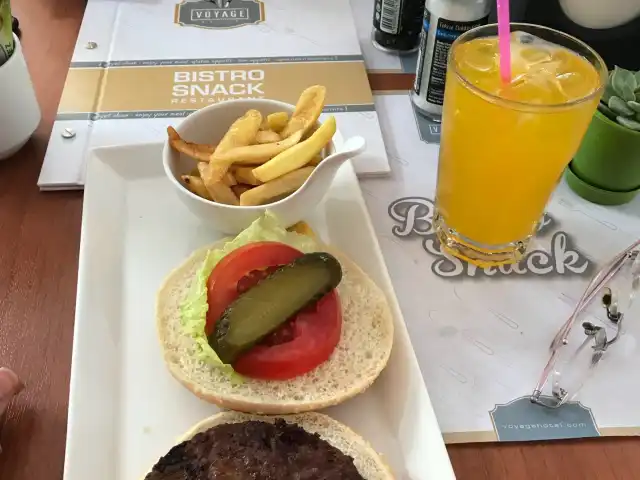 Voyage Bistro Snack Restaurant'nin yemek ve ambiyans fotoğrafları 2