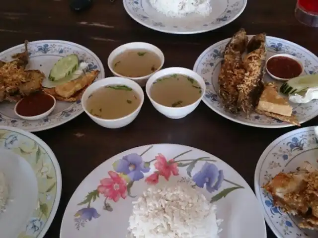 Restoran Ayam Penyet Hj Simpang 3 Food Photo 13