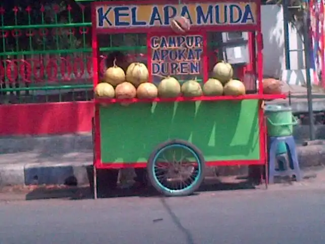 Gambar Makanan Es Oyen Durian GOR Jombang 3