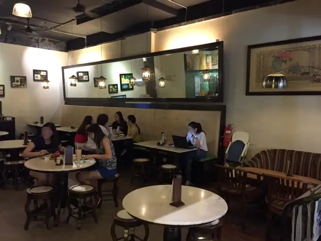 Friend's Cafe Food Photo 4