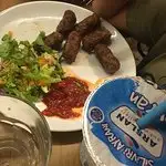 Cızbız Soyaslan Köfte & Sucuk Evi'nin yemek ve ambiyans fotoğrafları 4