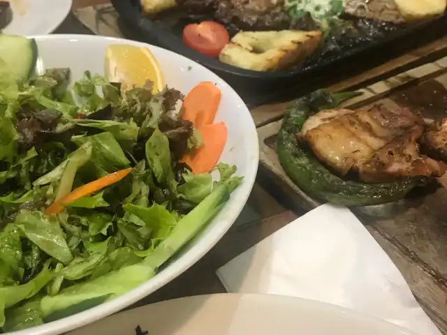 Safiet Steakhouse'nin yemek ve ambiyans fotoğrafları 14