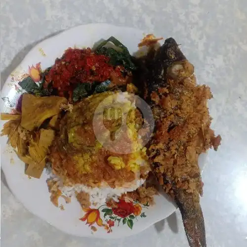 Gambar Makanan Rumah Makan Padang Tiga Saudara 4