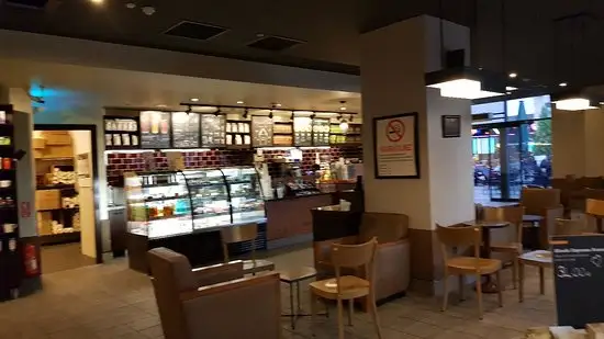 Starbucks Coffee Karanfil'nin yemek ve ambiyans fotoğrafları 1