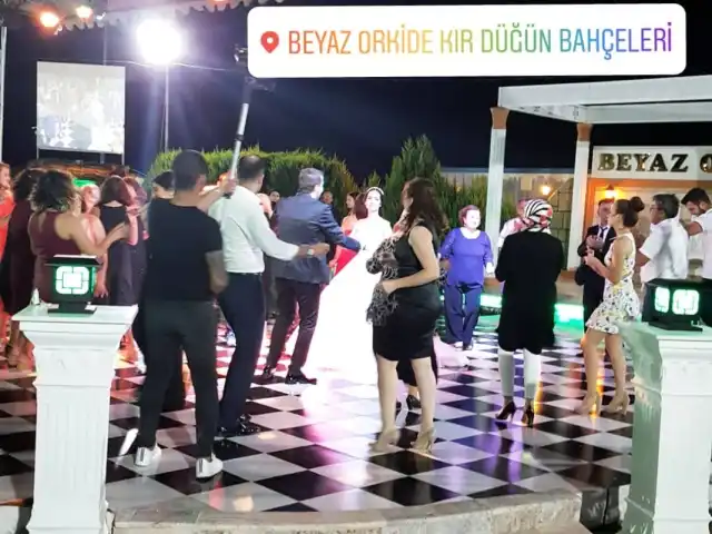 Beyaz Orkide'nin yemek ve ambiyans fotoğrafları 3