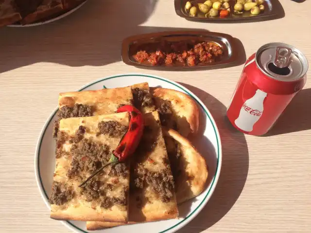Sivas Pide Kebap Ve Çorba Salonu'nin yemek ve ambiyans fotoğrafları 11