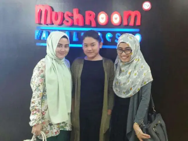 Gambar Makanan Mushroom Family Resto 13