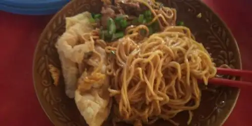 Mie Ayam Pangsit Dan Soto Barokah, Colombo