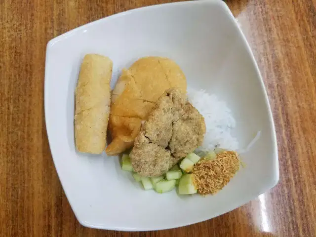 Gambar Makanan Pempek Yuli 15