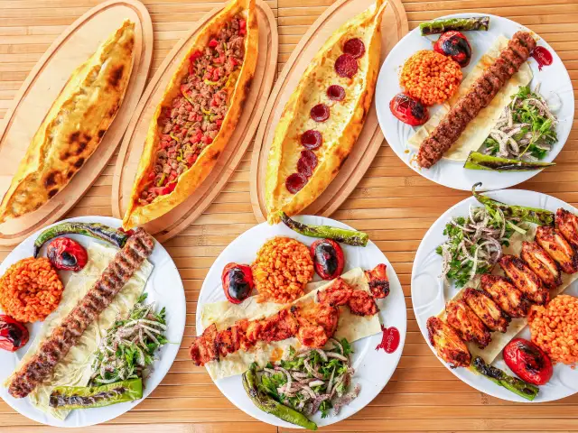 Bey Restaurant & Kebap'nin yemek ve ambiyans fotoğrafları 1