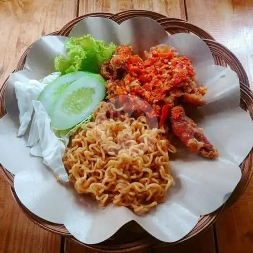 Gambar Makanan Bandeng Presto Crispy Neng Popo, Rawamangun 13