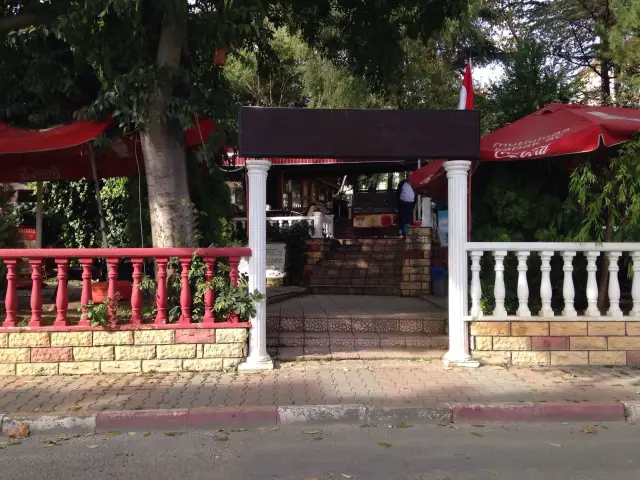 Anıt Cafe'nin yemek ve ambiyans fotoğrafları 2