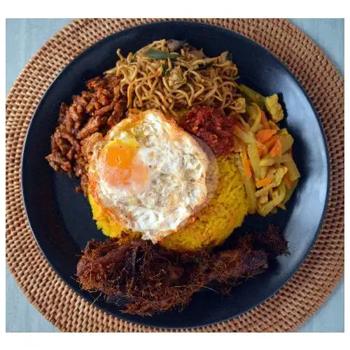 Gambar Makanan Nasi Kuning Gema Rasa BTP, Tamalanrea 18