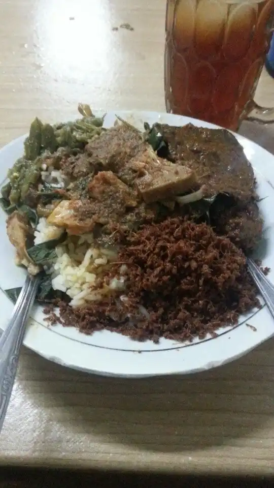 Gambar Makanan Nasi Padang Ampera 13