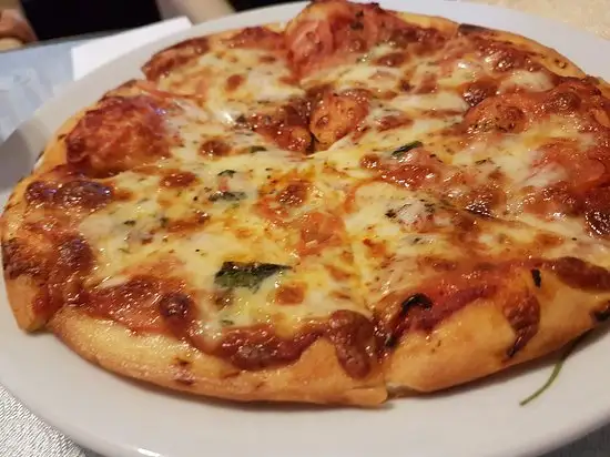 Ozi Pizza and Pasta'nin yemek ve ambiyans fotoğrafları 19