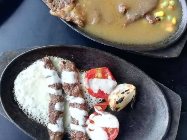 Hassan Kabab and Steaks Food Photo 15