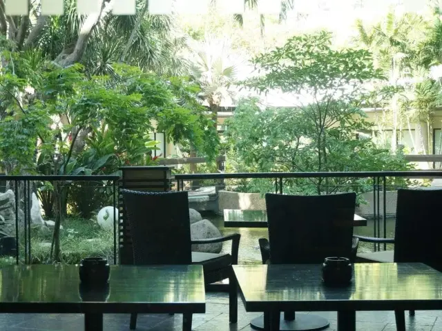The Lounge - New World Makati Hotel Food Photo 8