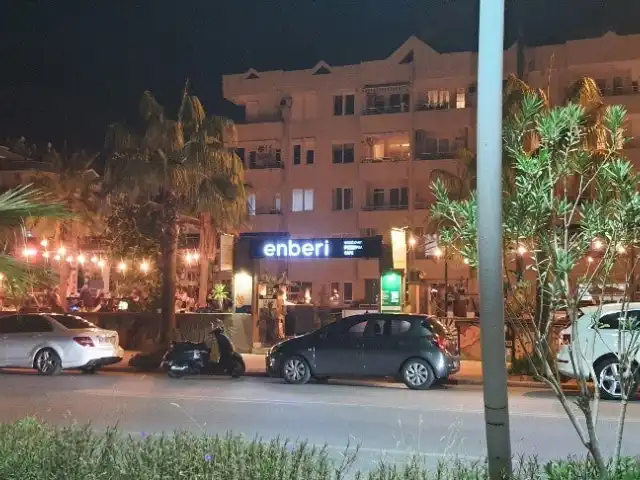 Enberi Cafe'nin yemek ve ambiyans fotoğrafları 1