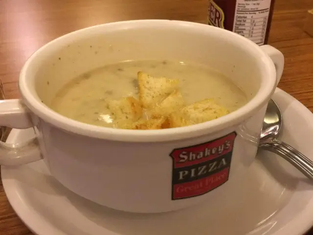 Shakey's Food Photo 17