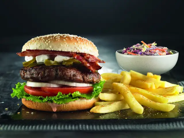Kricket Burger'nin yemek ve ambiyans fotoğrafları 1