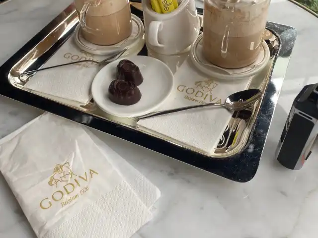 Godiva'nin yemek ve ambiyans fotoğrafları 2