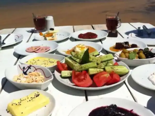 Deniz Alti Cafe'nin yemek ve ambiyans fotoğrafları 3