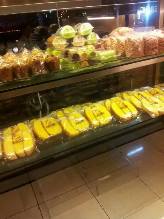 Gambar Makanan Conato Bakery 2