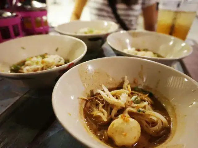 Boat Noodle Food Photo 8