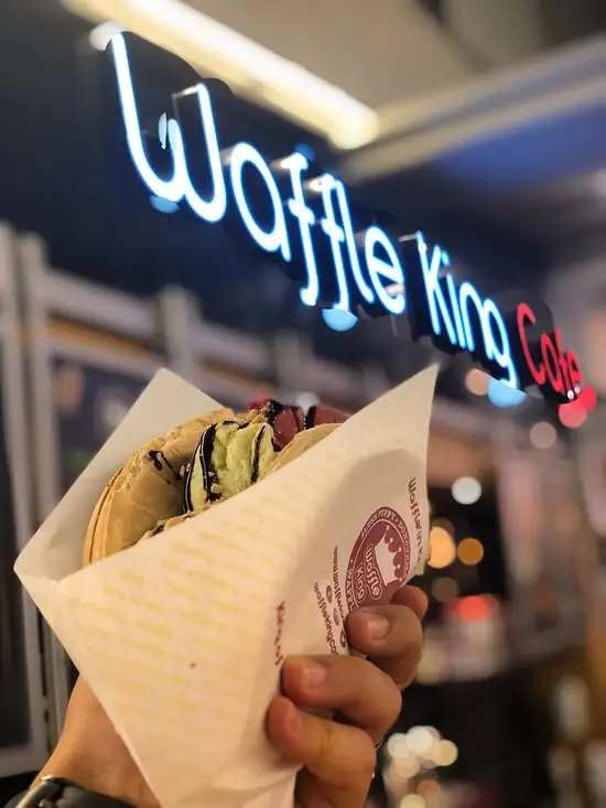 Waffle King Cafe'nin yemek ve ambiyans fotoğrafları 5