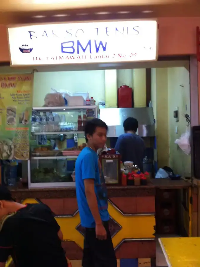 Bakso Tenis BMW