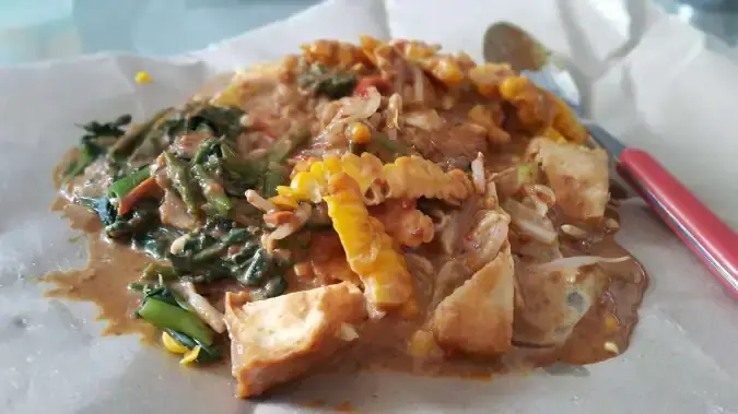 Gado Gado Taman Sari 8 Pak Jangkung