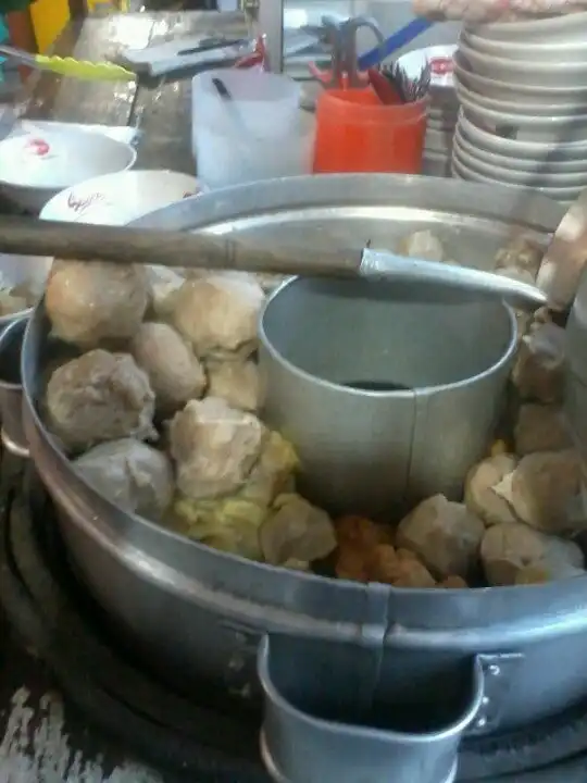 Gambar Makanan Bakso Urat Cak Nono 10